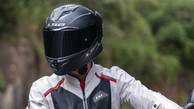 LS2 Storm 3, la calotta è in KPA (miscela di polimeri termoplastici ad alte prestazioni)