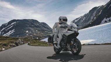 Honda CB1000 GT in azione