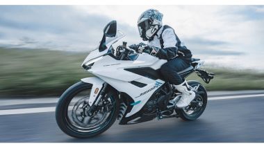 Kove 350RR in azione