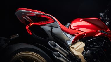 MV Agusta Brutale Serie Oro 2026, il design è ancora il suo punto di forza