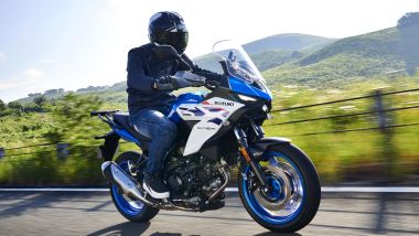 Suzuki SV-7GX, il confronto con le crossover ''entry'' icone di categoria. In foto, la nuova GX