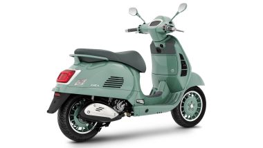 Vespa GTS 80th, vista 3/4 posteriore