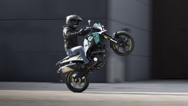 Benelli BKX 125 S 2026, 15 CV per 142 kg