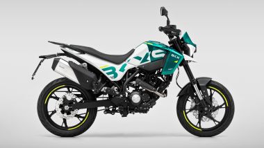 Benelli BKX 125 S 2026, ha sella a 820 mm da terra