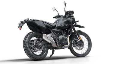 Royal Enfield Himalayan 450 Mana Black: domina il colore nero stealth