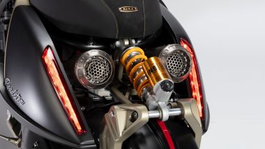 Italjet Roadster 400, scarichi e sospensione posteriore