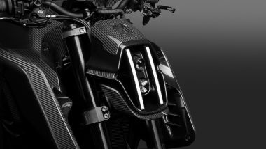 Brabus 1400 R Signature Edition 2026, il faro integra la presa d'aria