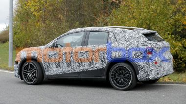 Mercedes-AMG GLA 35 EQ, la linea da SUV coupé