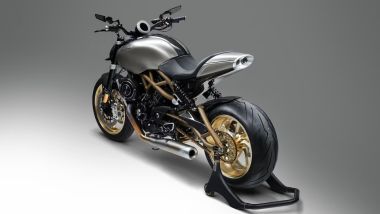 Langen Lightspeed, telaio e forcellone sono in tubi di acciaio