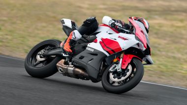 Yamaha R9 2026 in Anniversary White