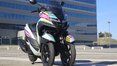 Yamaha Tricity 125 2025, le dimensioni non sono poi tanto differenti da quelle di uno scooter tradizionale
