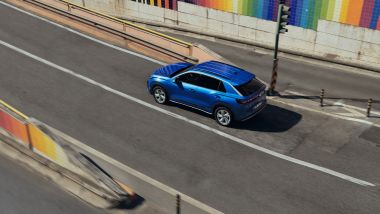 Nuova Volkswagen T-Roc 2026, un momento del test drive
