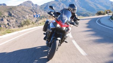 Sterzata autonoma d'emergenza, ecco il brevetto Honda. Lo vedremo mai su una moto di serie, come la CB1000GT?