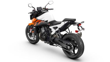 KTM 990 Duke 2026, la novità è la colorazione