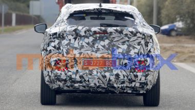 Nissan Juke 2026, il ''profilo B''