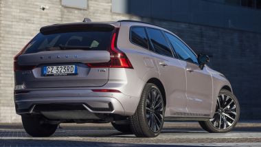 Volvo XC60: nel 2031 coster&agrave; di pi&ugrave; di Volvo EX60. Forse