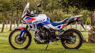 Honda XL750 Transalp SP: è una versione speciale basata sul modello 2025