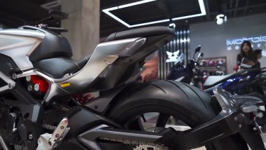 Cyclone RA 1000: codino rastremato e gomma oversize