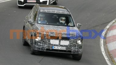 Nuova BMW X7 2028: V6 per l'Europa, V8 per gli USA