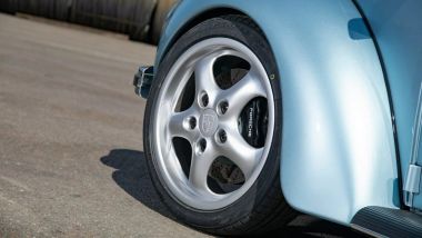 Volkswagen Maggiolino by Knepper Bugs & More, le ruote di derivazione Porsche