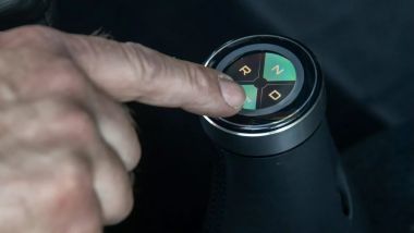 Volkswagen Maggiolino by Knepper Bugs & More, il comando per marcia avanti e retro