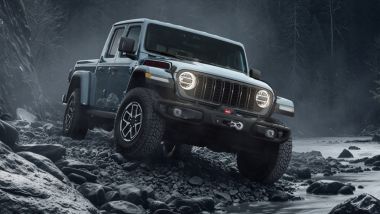 Jeep Gladiator Shadow Ops: arrivano i soccorsi