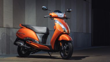 TVS Jupiter 125, il desing non &egrave; dei pi&ugrave; moderni 