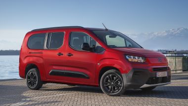 Fiat Qubo L in due misure: a 5 o 7 posti