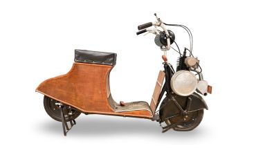 L'Autoglider &egrave; datato 1920, la particolare il posizionamento del motore e la trazione, entrambi avanti