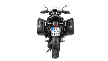 Sistema Touratech Plug &amp; Travel, per montare borse morbide sui telaietti BMW Vario della R 1300 GS. Il sistema Extreme da dietro