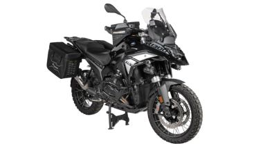 Sistema Touratech Plug &amp; Travel, per montare borse morbide sui telaietti BMW Vario della R 1300 GS. Il sistema Travel montato