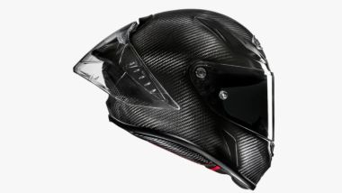 HJC, ecco le grafiche 2026 dell'integrale top di gamma RPHA 1 V2 Carbon. In foto, la Solid (con spoiler posteriore installato)