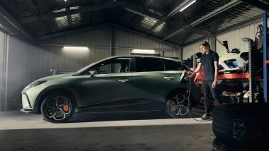 MG4 2026 non cambia set di powertrain. Sembra