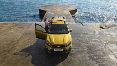 Dacia Sandero Stepway, frontale dall'alto