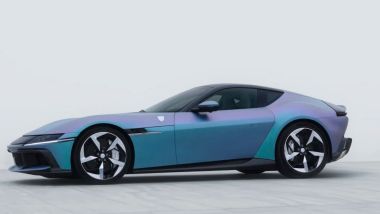 Ferrari 12Cilindri Tailor Made: vista di profilo