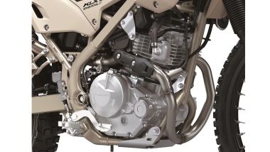 Kawasaki KLX230 Sherpa S e KLX230 DF 2026: il motore raffreddato ad aria