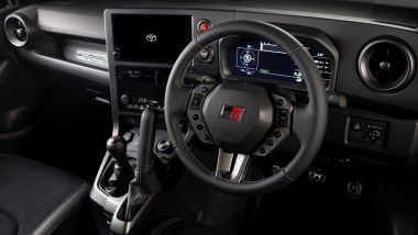 Gli interni: sono abbastanza rally, per i tuoi gusti?