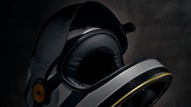 Bell, gamma caschi ''culture'': Bullitt GT ha una nuova guarnizione della visiera e un nuovo meccanismo di sgancio