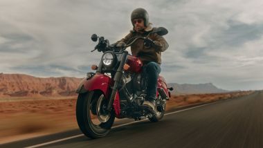 Indian Chief Vintage 2026: faro anteriore a LED e disco sinogolo