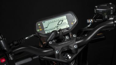 Morbidelli NR125X 2026, il display LCD indica, tra le altre cose, marcia inserita e livello benzina