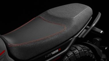 Morbidelli NR125X 2026, la sella in un pezzo unico, ben rifinita