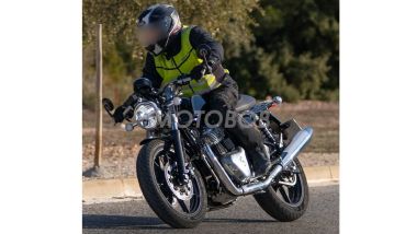 Royal Enfield Continental GT 750, look simile alla GT 650 ma performance migliori