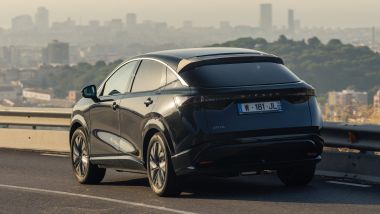 Nissan Ariya Solar Concept: +23 km di autonomia ''solare''