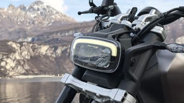 Benelli Leoncino Bobber 400, l'arco romano si allarga per abbinarsi meglio al look di power cruiser