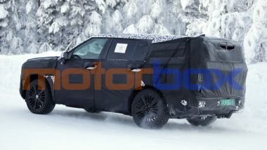 Nuova Hyundai Santa Fe 2027, il facelift va a cercare suggestioni premium