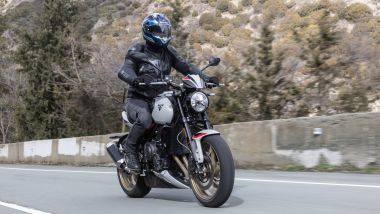 Prova Triumph Trident 800 2026