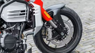 Jawa 730 Twin 2026, freni con componentistica Brembo
