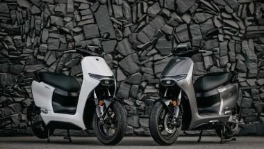 Zero LS1, svelato il prezzo dello scooter elettrico ''urban'' guidabile con patente A1; &egrave; disponibile in due colori