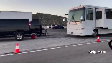 Nuova Corvette C8 Grand Sport avvistata prima del lancio durante le riprese di uno spot