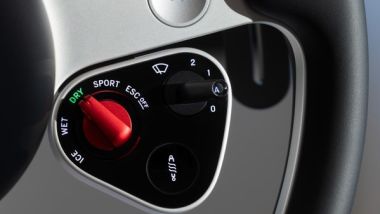Ferrari Luce: il manettino dei Drive Mode sul volante